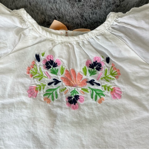 Flowy Floral Embroidered Top with Lace Details with Matching Leggings -0-3M - Picture 3 of 7